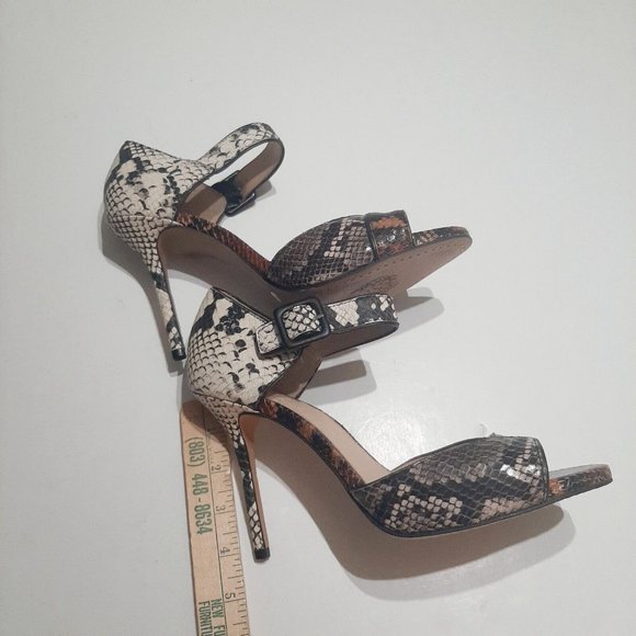 VINCE CAMUTO Ankle Strap Multi-Color Retro Python Snakeskin Heels Sessen US 9.5 - Picture 6 of 7